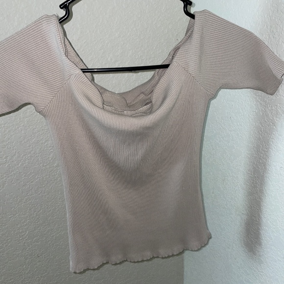 H&M Tops - H&M shirts!